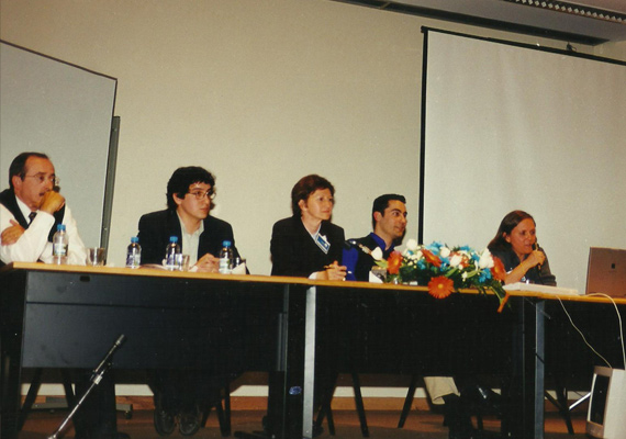 Article presentation at the Second Conference CHALLENGES 2001 / CHALLENGES 2001 at the University of Minho in Braga, Portugal.