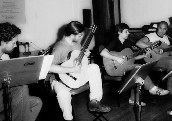 Presentation of the Volpi Quartet - UFRJ Education Symposium - 2009.