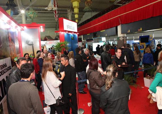 News coverage in national trade fairs between 2000 and 2010: National Abav, Tourism Festival Lawn, Festival of the Falls Foz do Iguaçu; BNTM the Northeast, BNT Mercosur (SC).